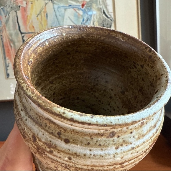 Mid-century modern handcrafted pottery vase large signed DSM - Picture 10 of 10